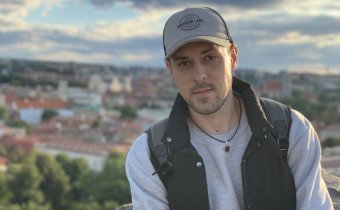 Преподаватель английского языка.